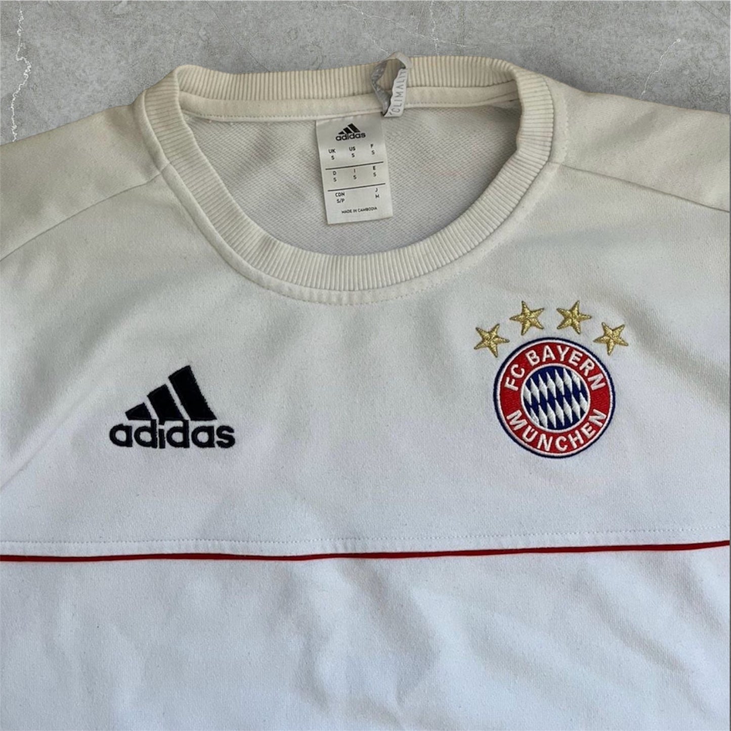 Bayern München Sweater(S-M)